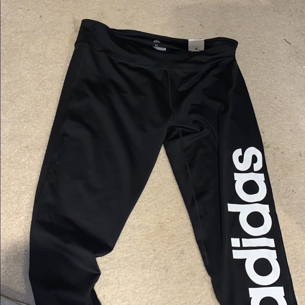 Adidas leggings